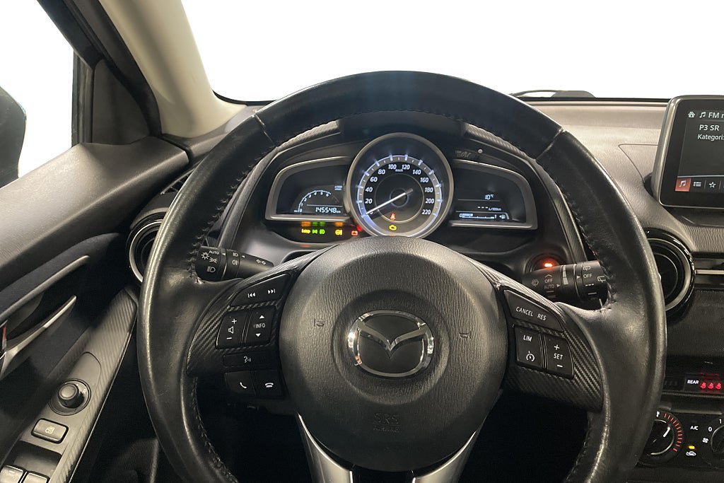 Vehicle Image 12