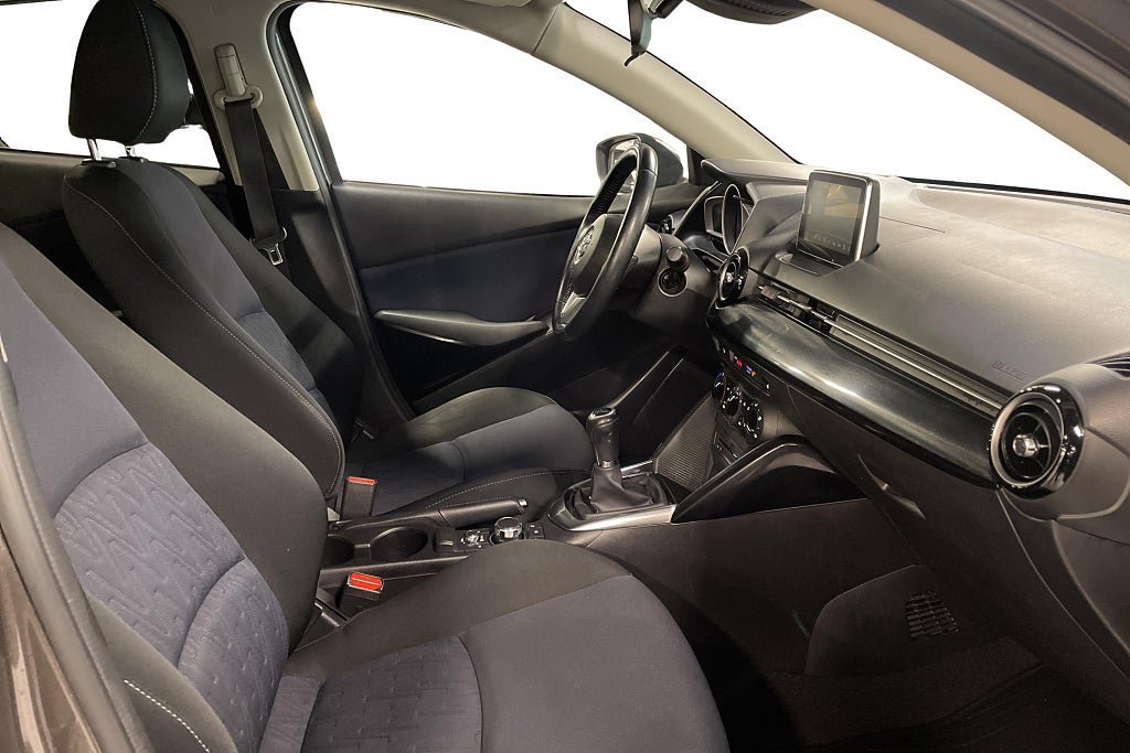Vehicle Image 14
