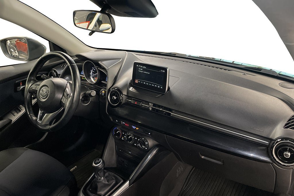Vehicle Image 15