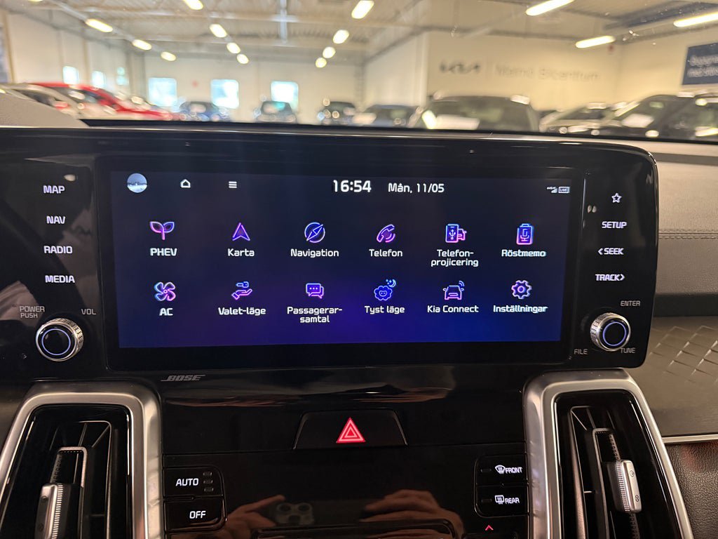 Vehicle Image 17