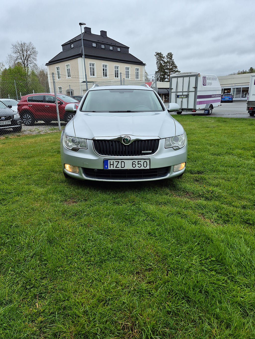 Vehicle Image 7