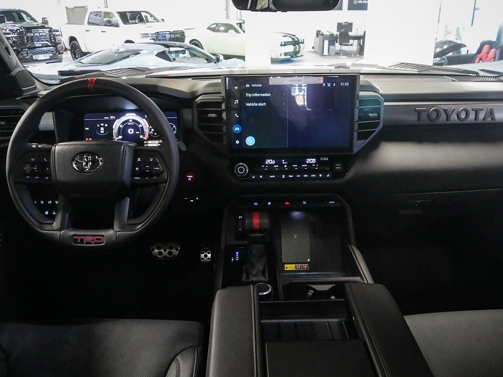 Vehicle Image 19