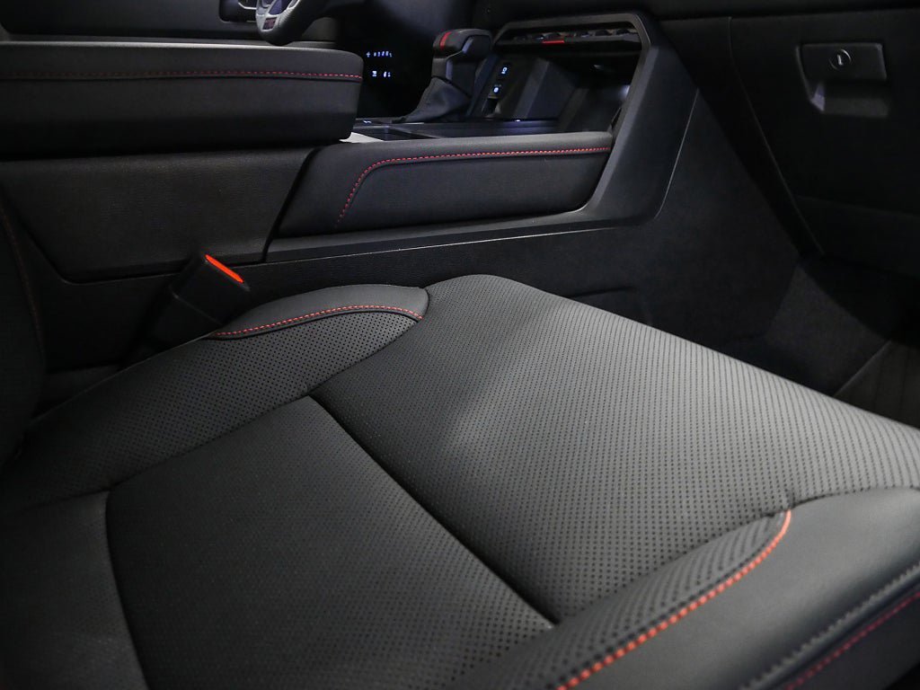 Vehicle Image 35