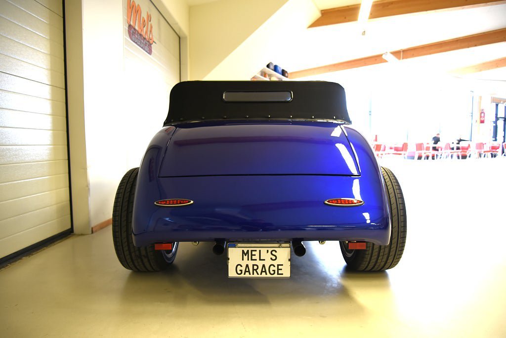 Vehicle Image 32