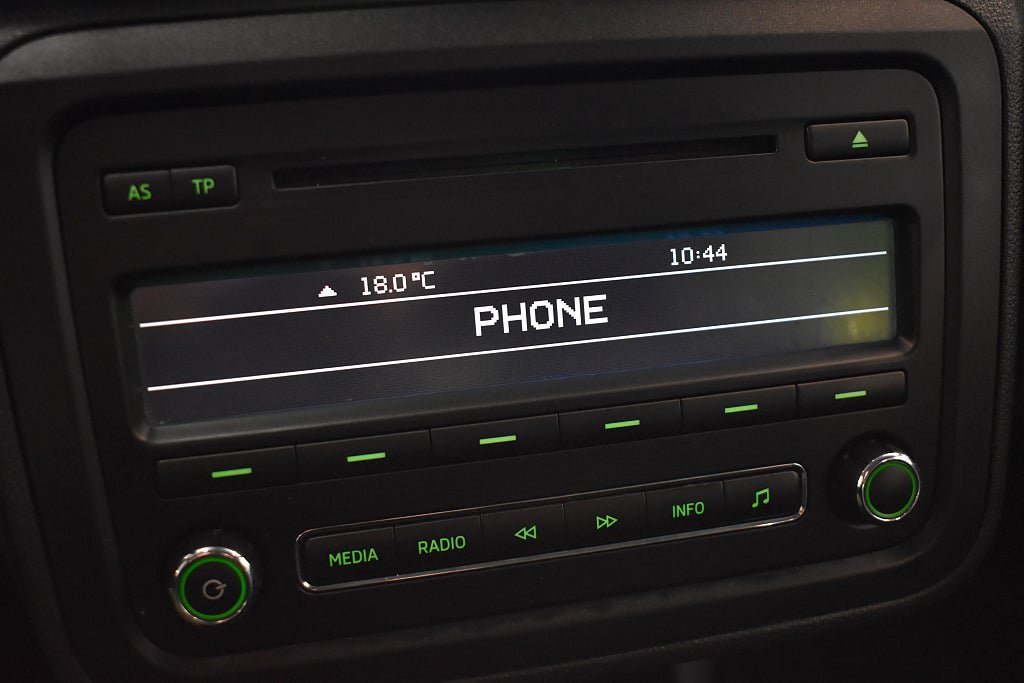 Vehicle Image 16