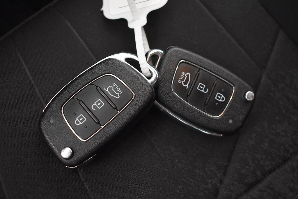Vehicle Image 19
