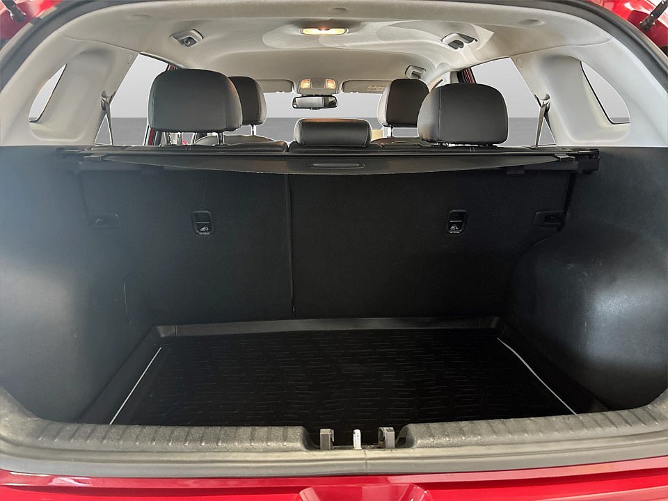 Vehicle Image 14