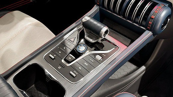 Vehicle Image 9