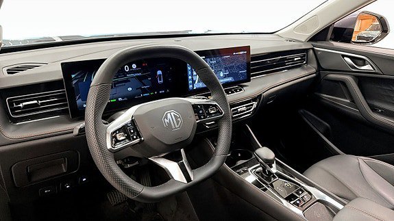 Vehicle Image 15