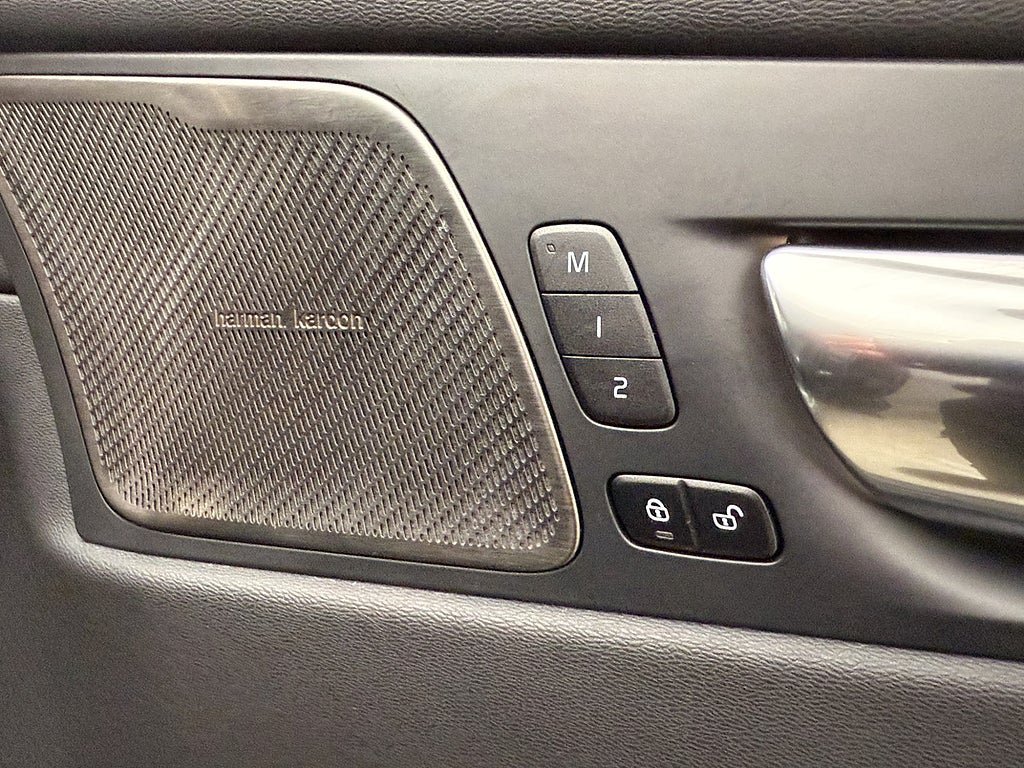 Vehicle Image 29