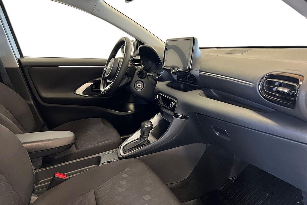 Vehicle Image 7