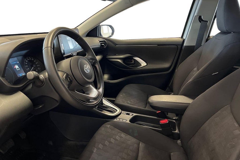 Vehicle Image 14