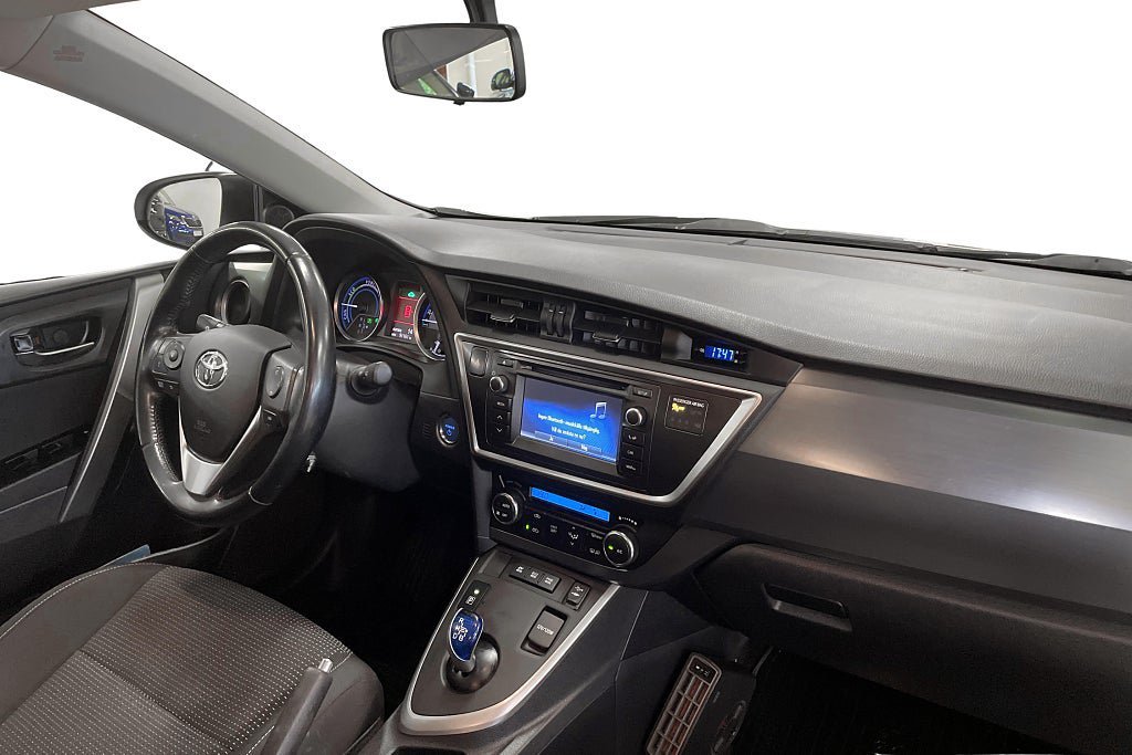 Vehicle Image 15