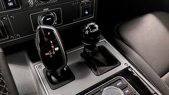 Vehicle Image 16
