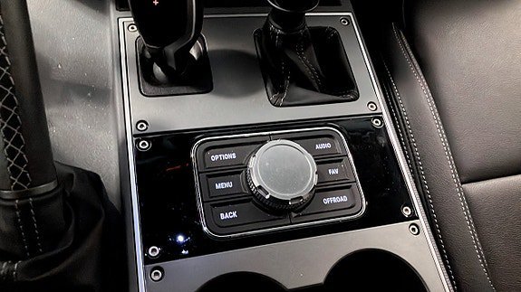 Vehicle Image 17
