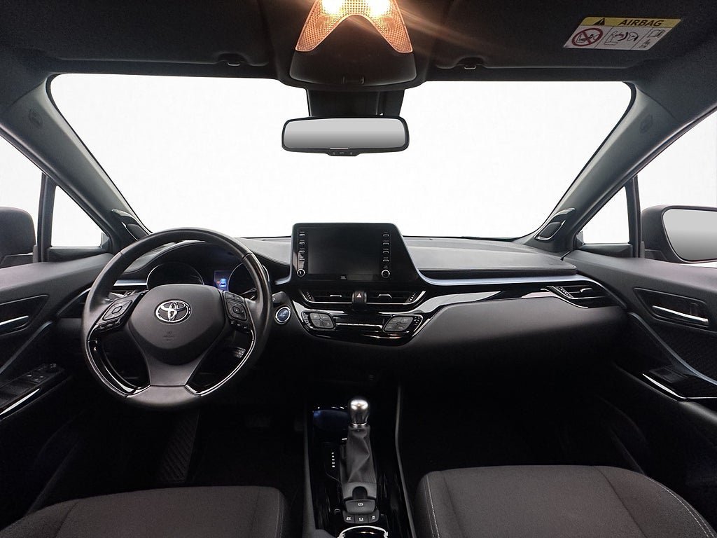 Vehicle Image 12
