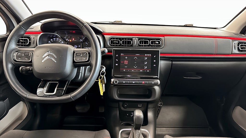 Vehicle Image 10