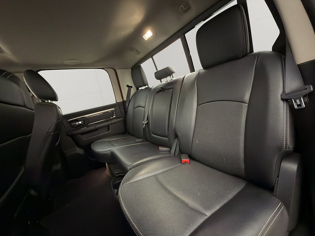 Vehicle Image 31