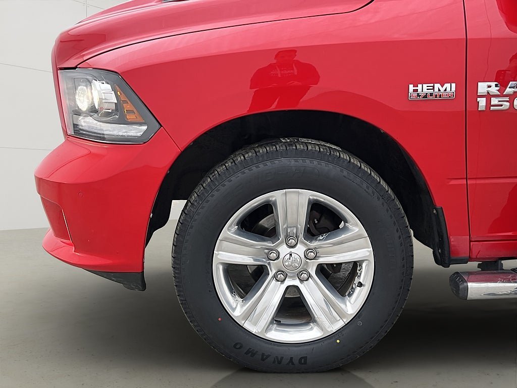 Vehicle Image 36