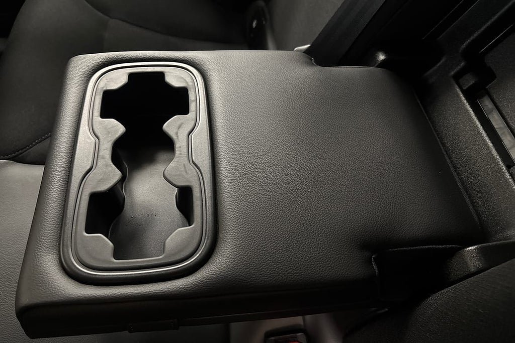 Vehicle Image 21