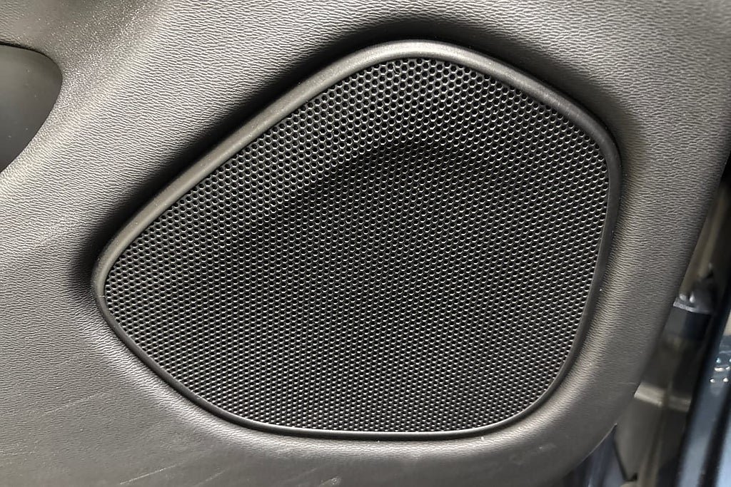 Vehicle Image 22