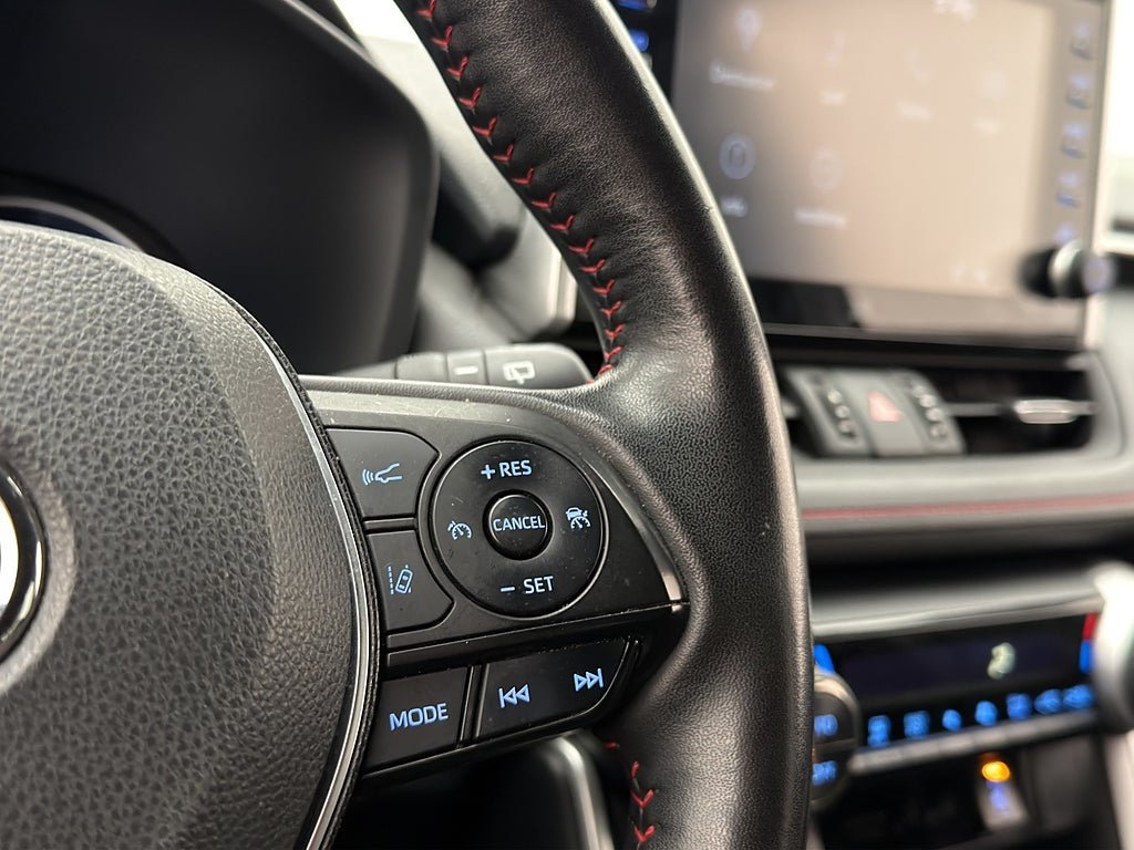 Vehicle Image 17