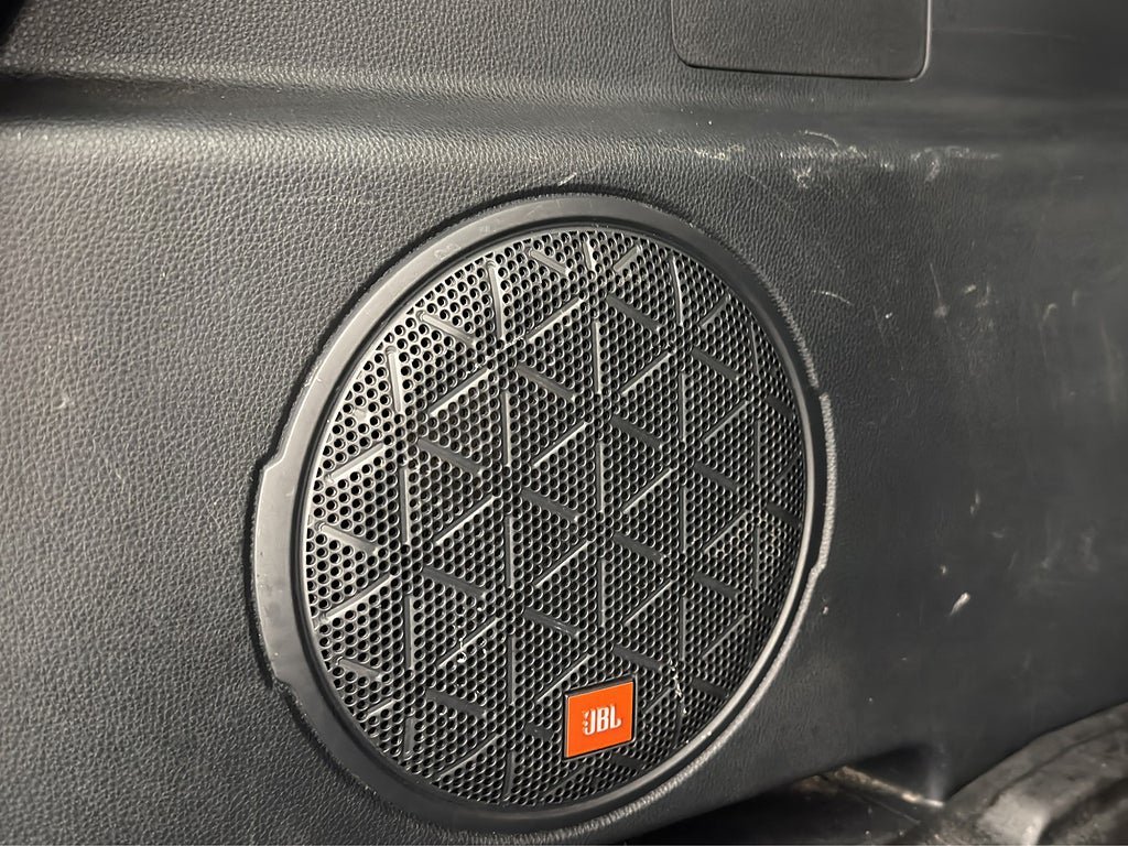 Vehicle Image 24