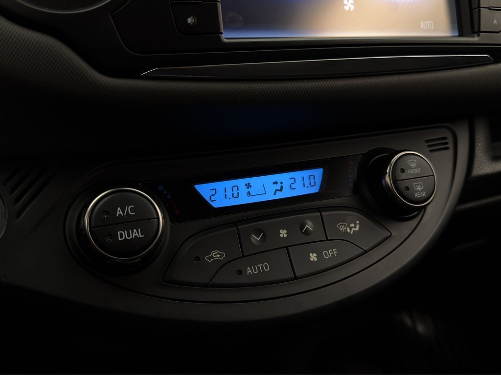 Vehicle Image 22