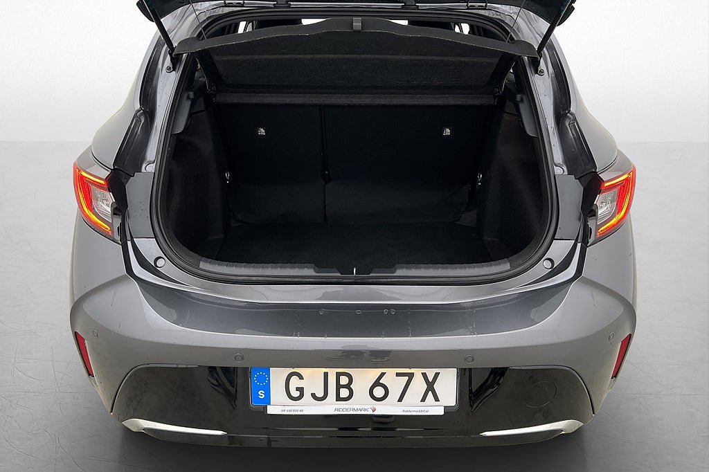 Vehicle Image 12