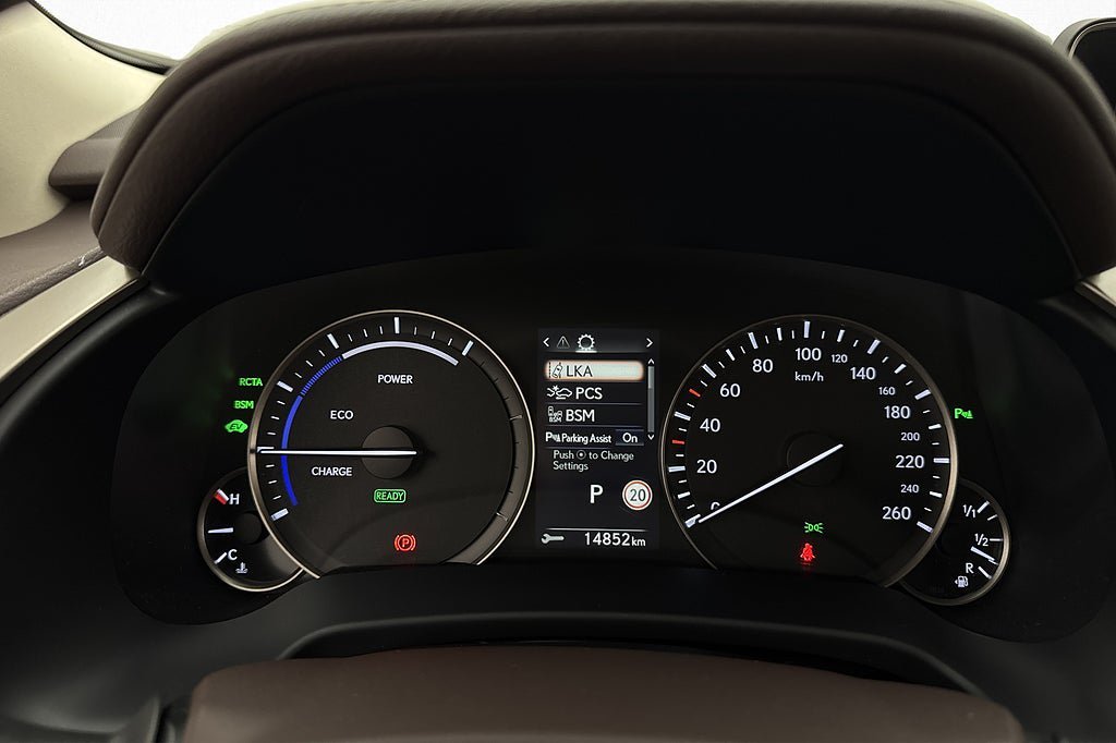 Vehicle Image 17