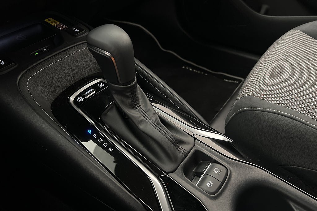 Vehicle Image 23