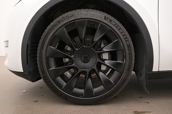 Vehicle Image 27