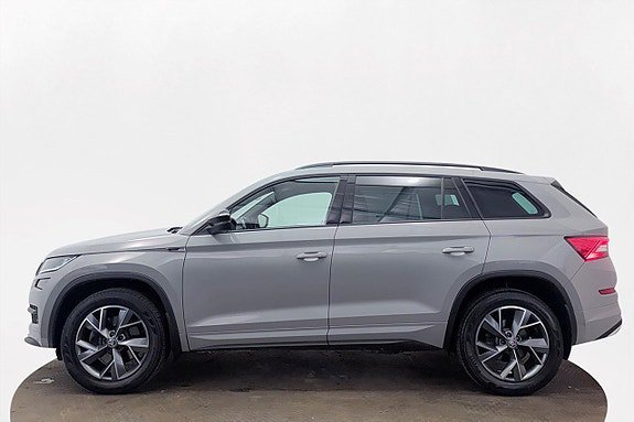Vehicle Image 9