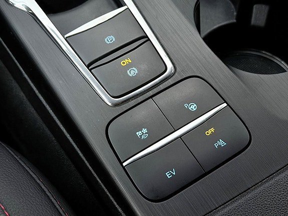 Vehicle Image 29