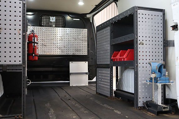 Vehicle Image 8