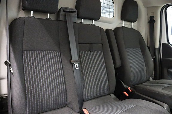 Vehicle Image 27