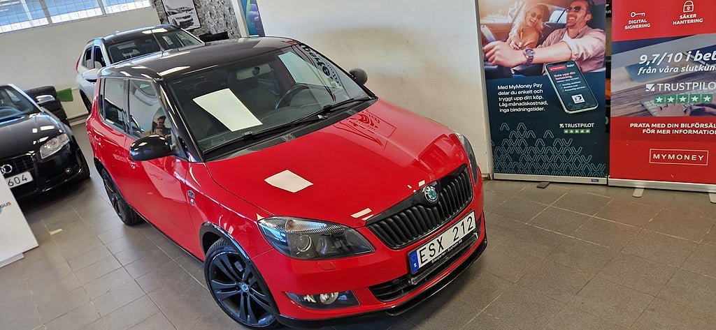 Vehicle Image 5