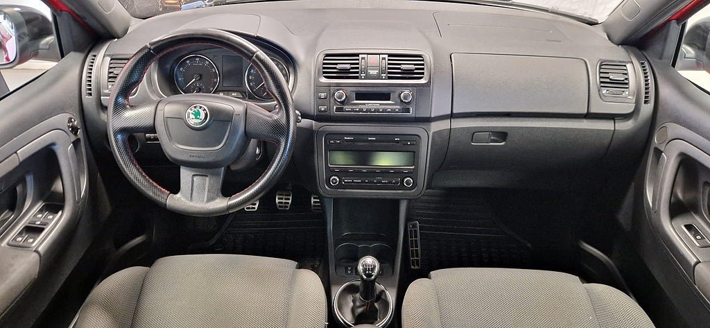 Vehicle Image 10