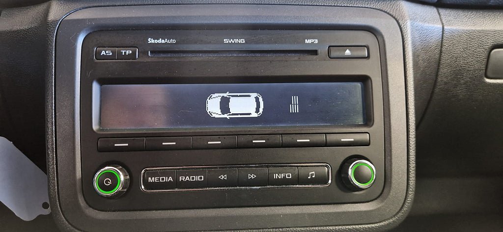 Vehicle Image 16
