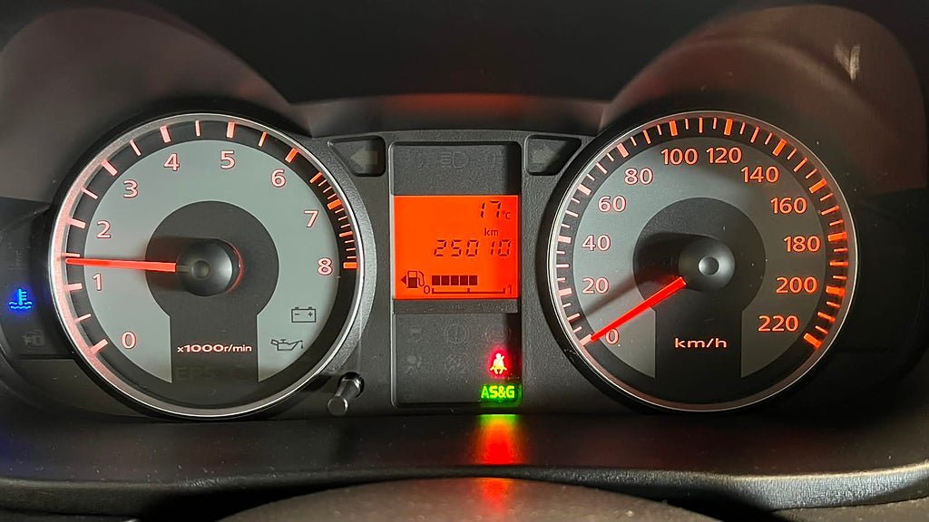 Vehicle Image 16