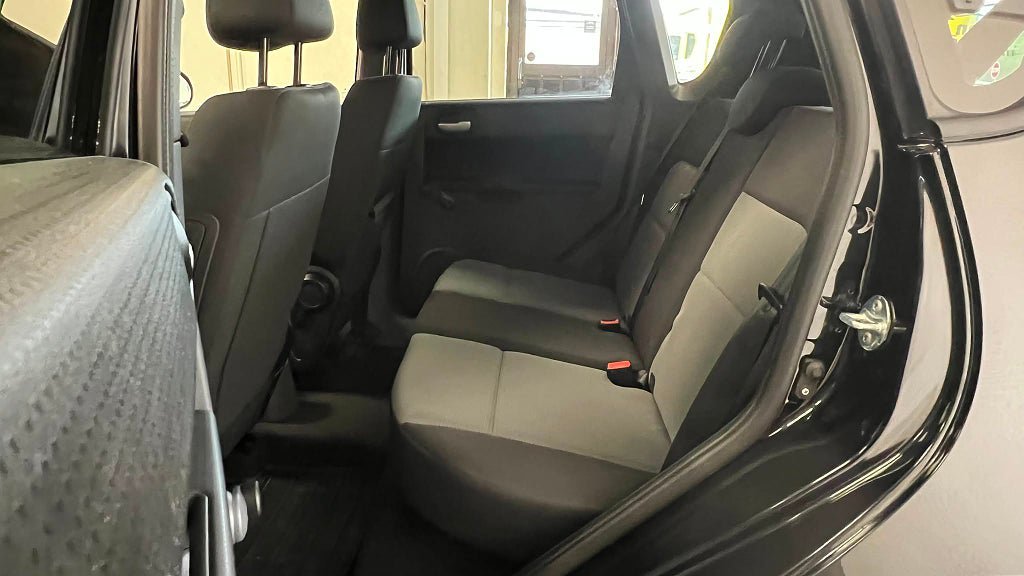Vehicle Image 18