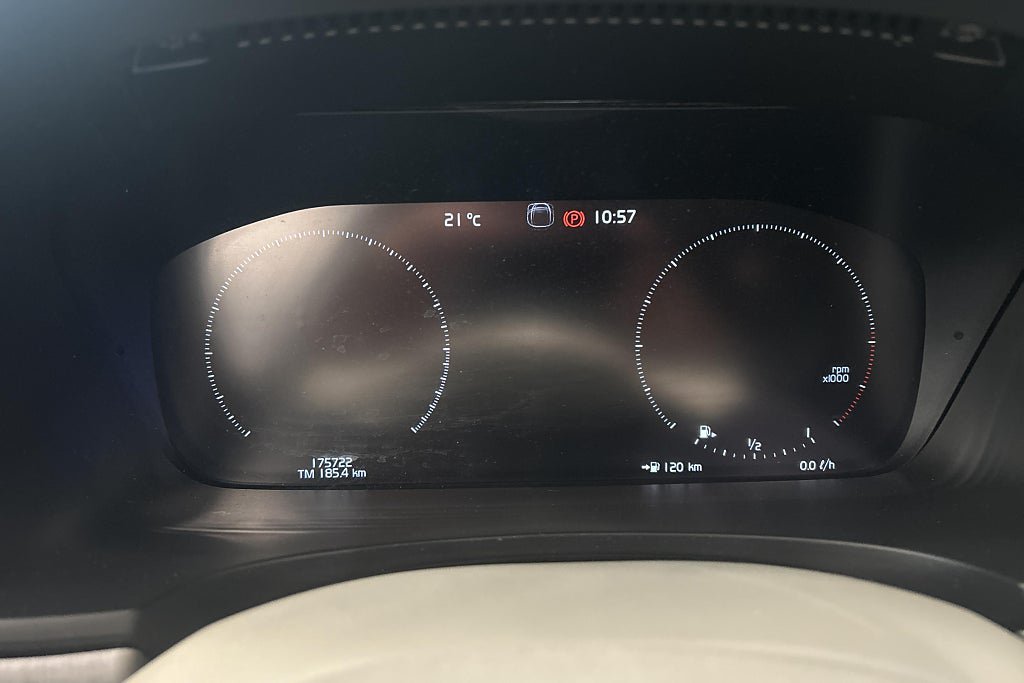Vehicle Image 26