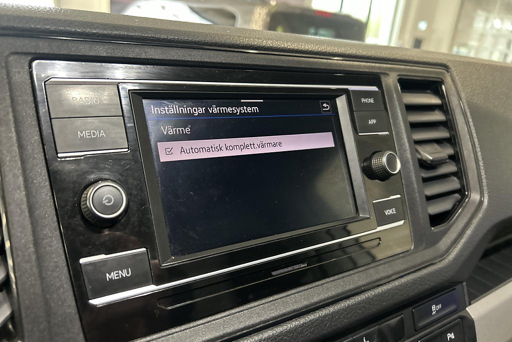 Vehicle Image 29
