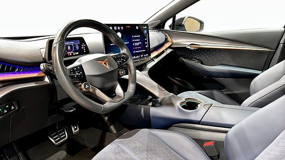 Vehicle Image 7