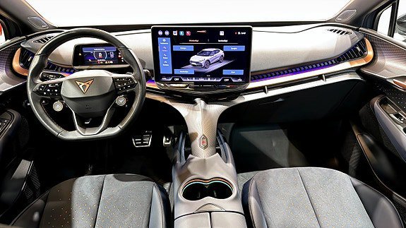 Vehicle Image 11