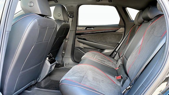 Vehicle Image 13