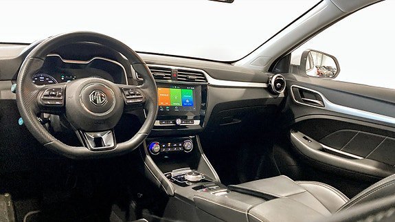 Vehicle Image 8