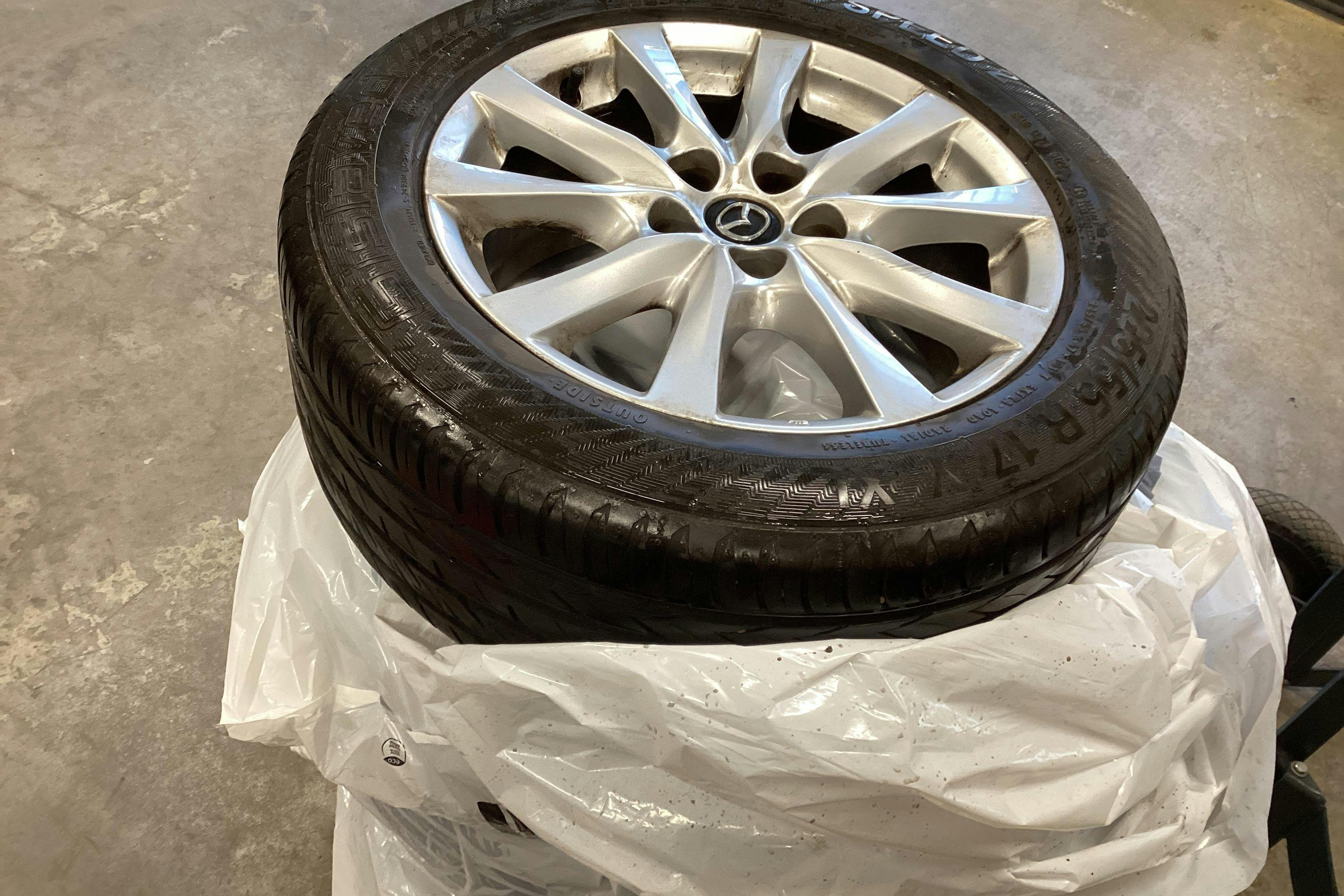 Vehicle Image 14