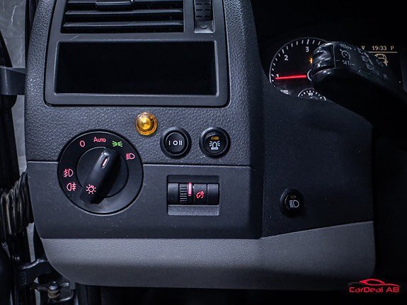 Vehicle Image 27