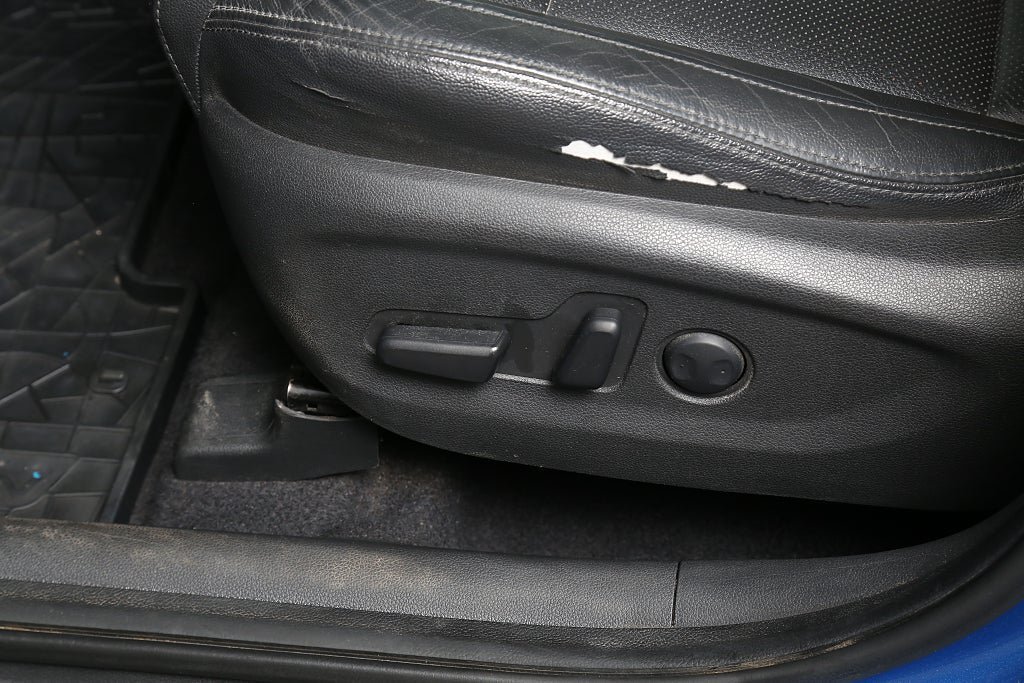Vehicle Image 14